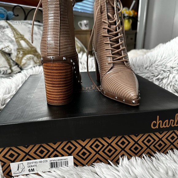 Debate booties super cute - Picture 8 of 8